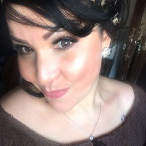 Meet your Posher, Rosa